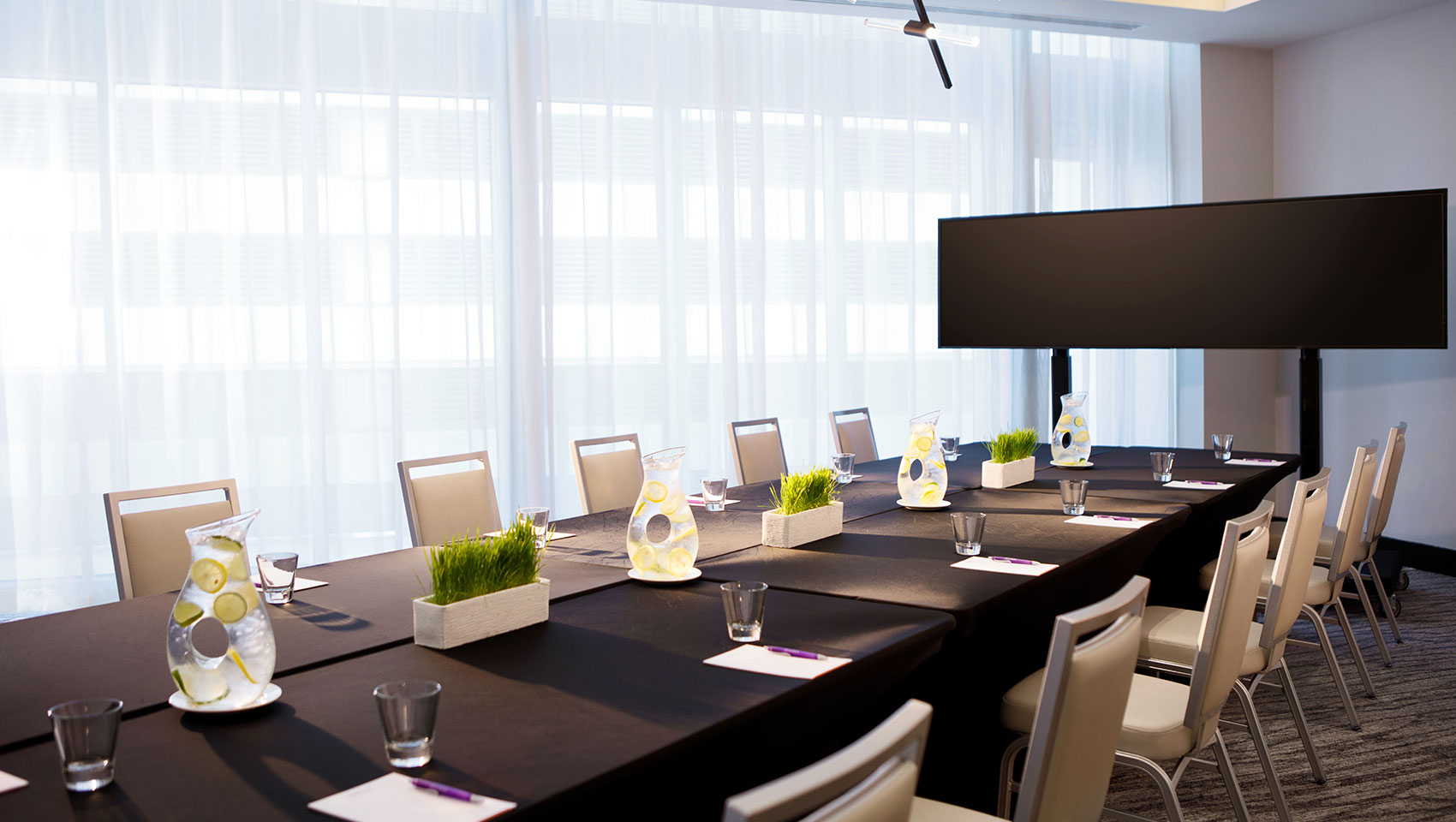 Kimpton Epic Hotel Miami Photo Gallery Image
