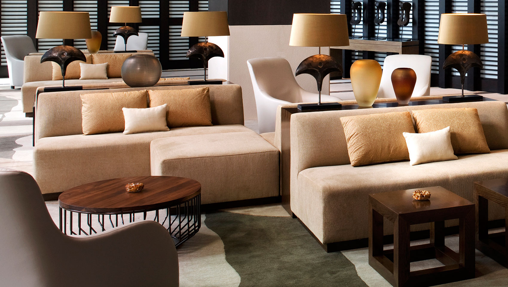Kimpton EPIC Hotel lobby space