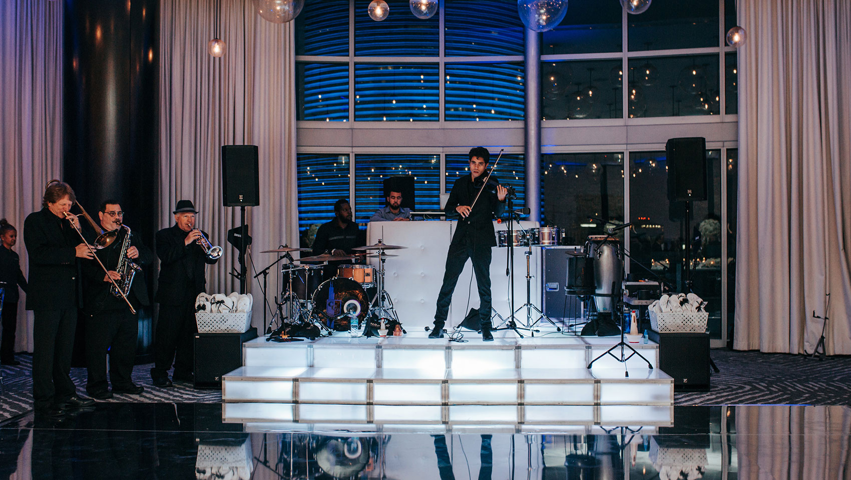 weddings at Kimpton Epic Hotel