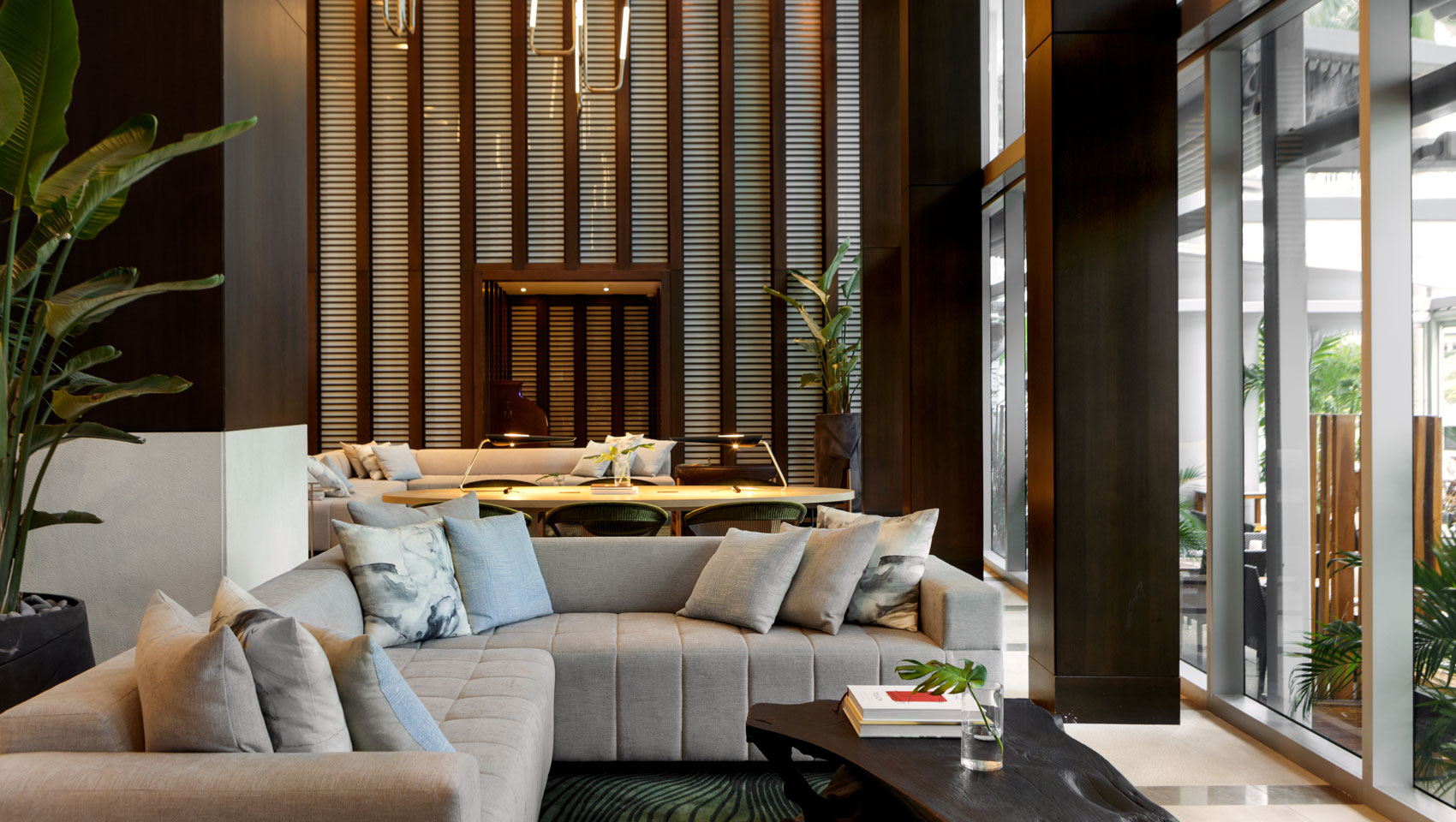 Kimpton Epic Hotel Miami Lobby