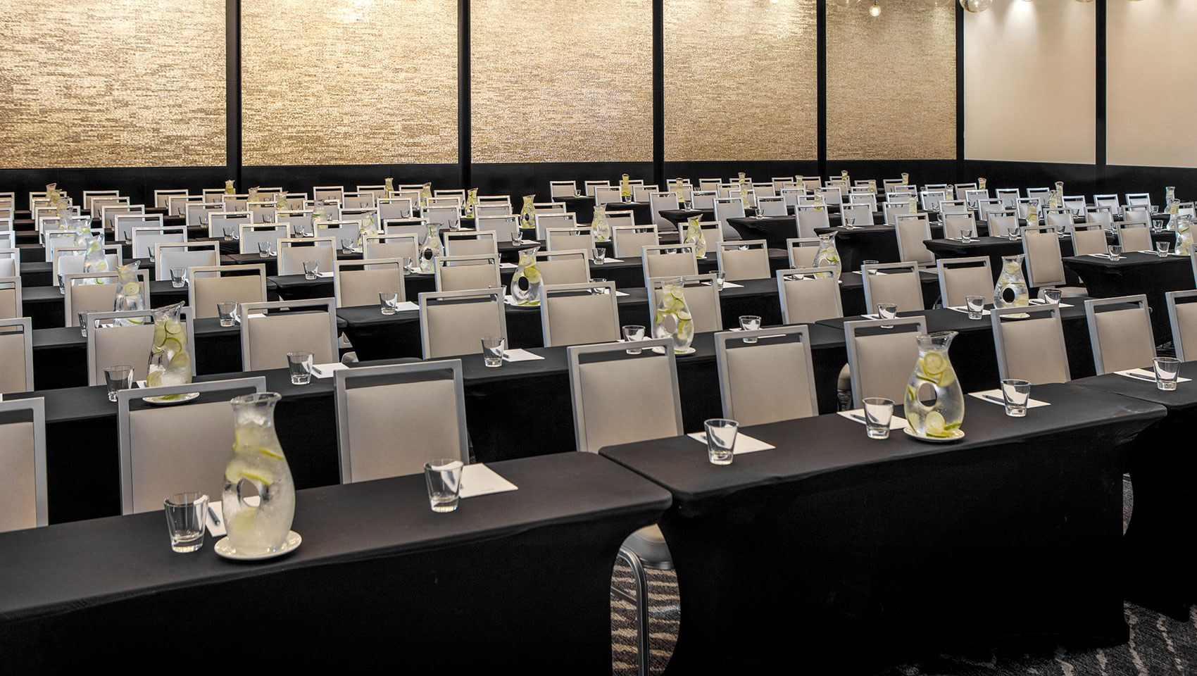 Metropolitan Ballroom Classroom at Kimpton EPIC Hotel