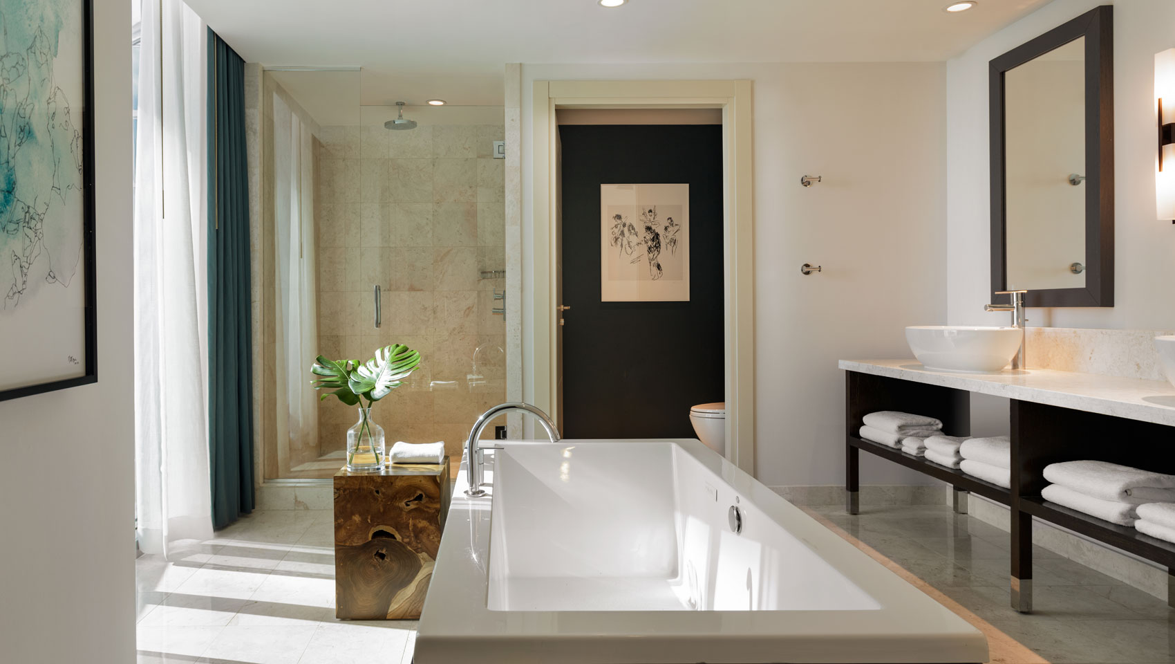 Kimpton Epic Hotel Miami Presidential Bathroom